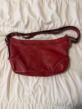 Red Leather vintage coach  Shoulder Bag